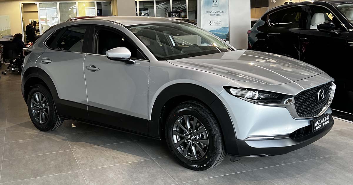 Mazda CX-30 M-Hybrid: scoprila in pronta consegna da Jolly Automobili MAZDA CX