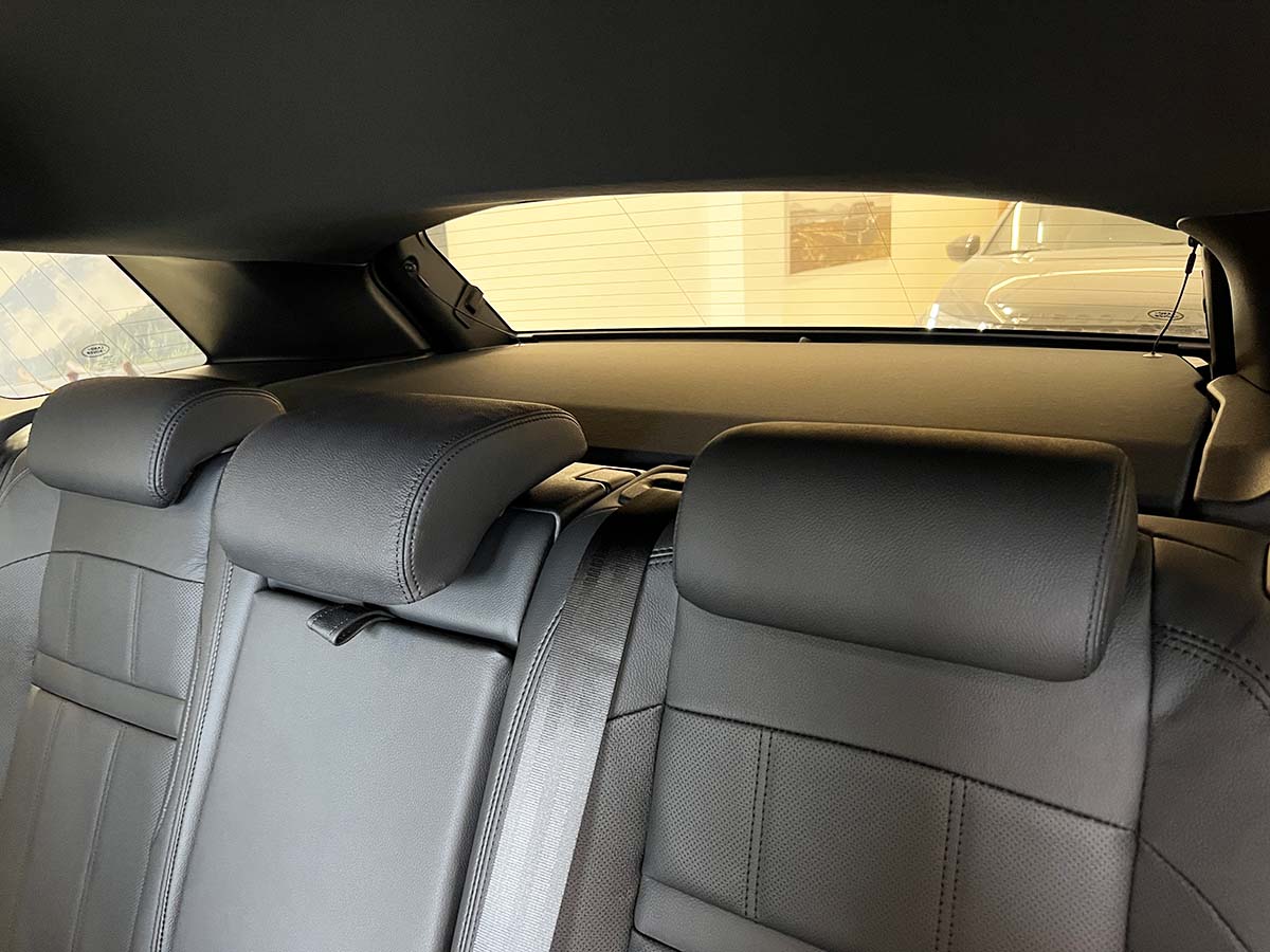 Range Rover Velar: fino al 29 febbraio 2024 tua da 550 euro al mese Range Rover Velar nuova pronta consegna