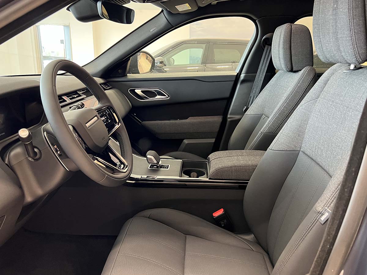 Range Rover Velar: fino al 29 febbraio 2024 tua da 550 euro al mese Range Rover Velar nuova pronta consegna
