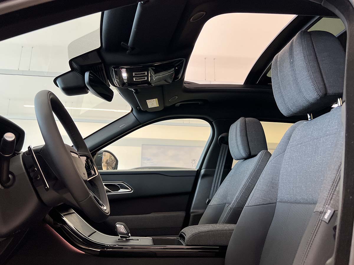 Range Rover Velar: fino al 29 febbraio 2024 tua da 550 euro al mese Range Rover Velar nuova pronta consegna