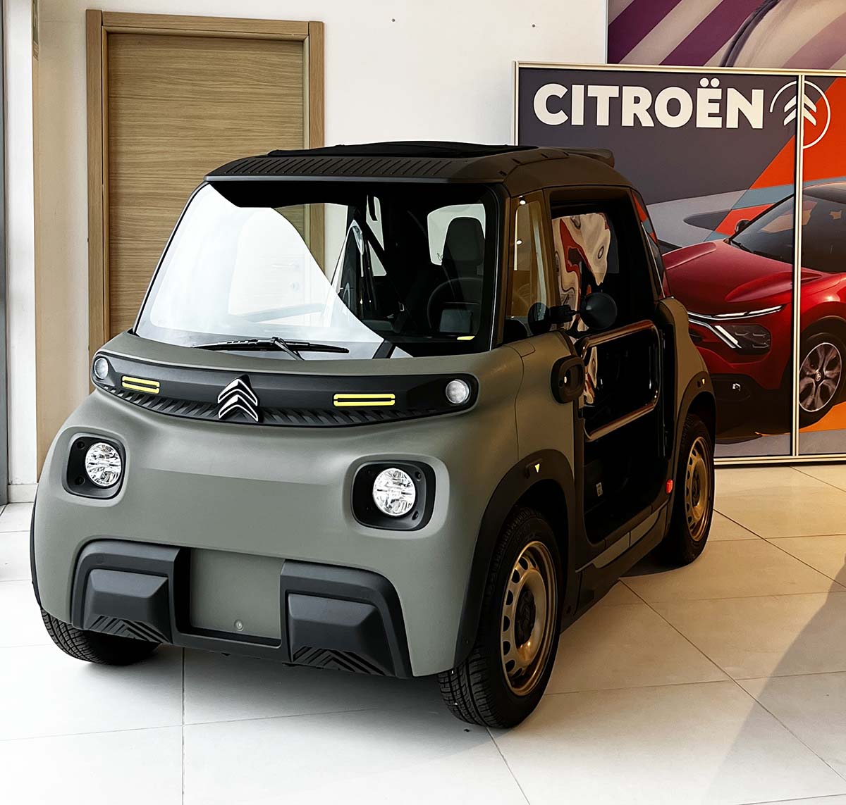 Citroen AMI "GënerationAMI": Jolly Automobili all'ITIS Morosini di Ferentino jpg