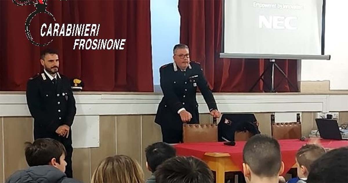 Progetto «educazione alla legalità», Carabinieri nelle scuole jpg