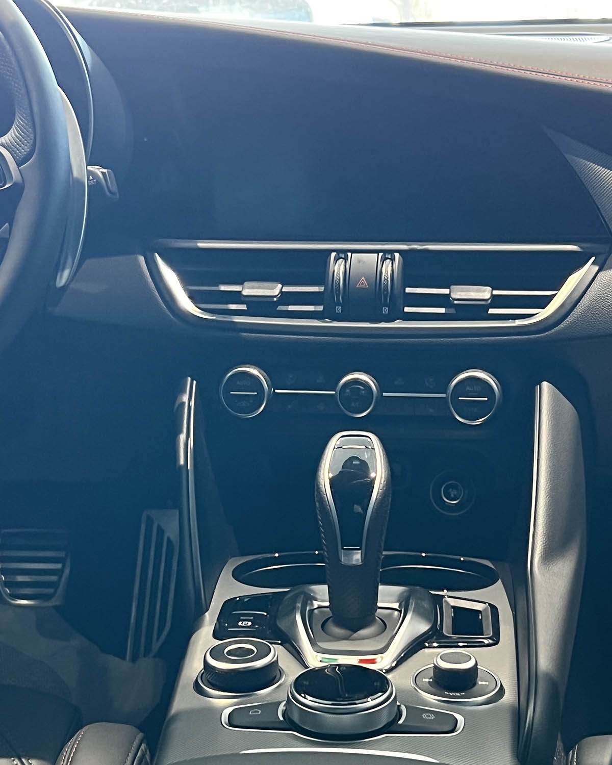 Alfa Romeo Giulia Q4 Tributo Italiano: fino al 31 marzo 2024 tua da 450 euro al mese Alfa Romeo Giulia