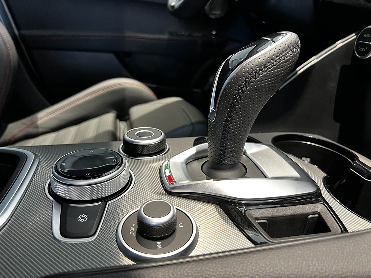 Alfa Romeo Giulia Q4 Tributo Italiano: fino al 31 marzo 2024 tua da 450 euro al mese Alfa Romeo Giulia