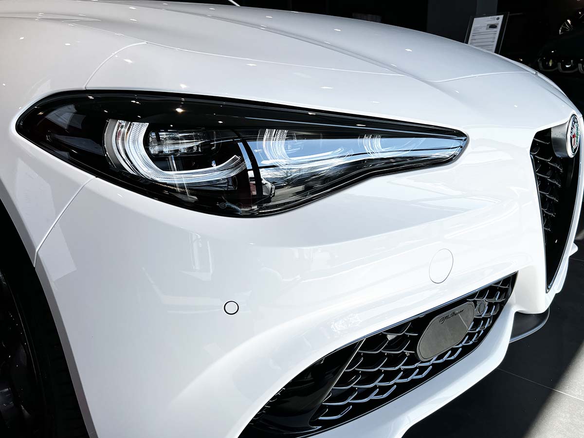 Alfa Romeo Giulia Q4 Tributo Italiano: fino al 31 marzo 2024 tua da 450 euro al mese Alfa Romeo Giulia