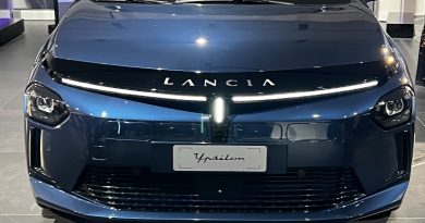 Lancia Ypsilon Nuova Lancia Ypsilon edizione limitata Cassina: il piacere di guidare in un salotto di design Nuova Lancia Ypsilon