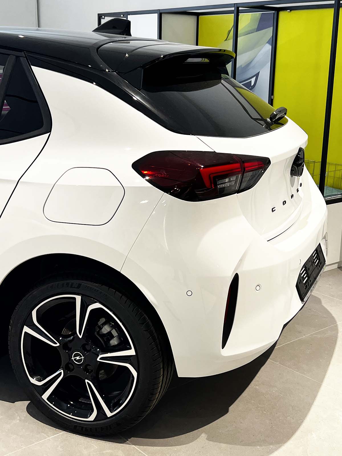 Opel Corsa posteriore