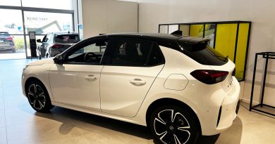 Opel Corsa profilo vettura