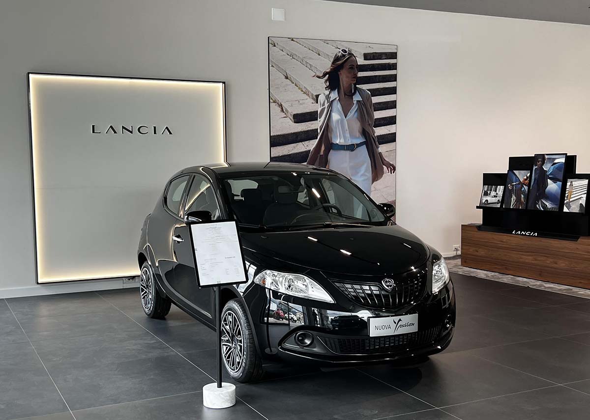 LANCIA YPSILON