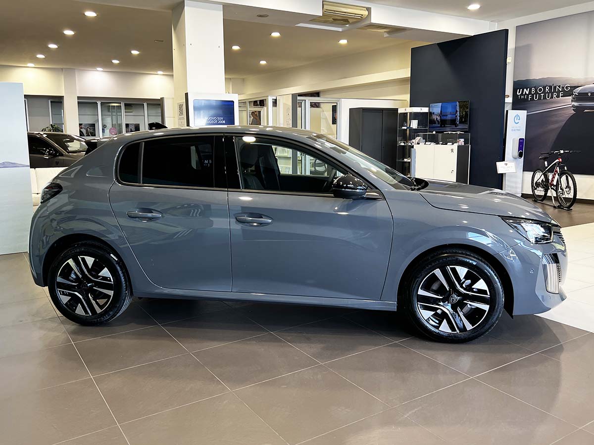 PEUGEOT