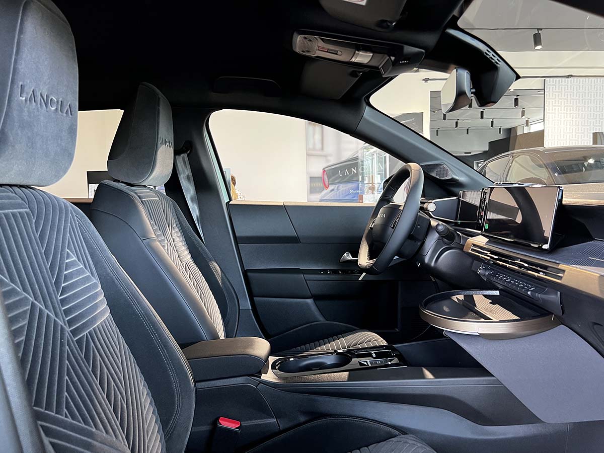 Nuova Lancia Ypsilon interni anteriori
