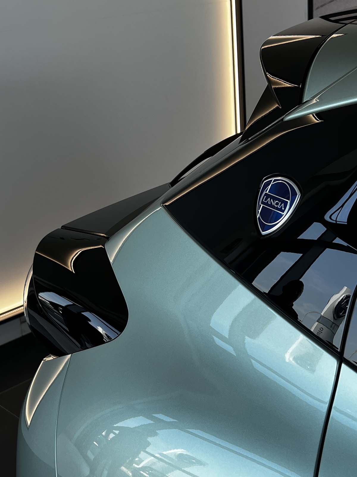 Nuova Lancia Ypsilon particolare laterale