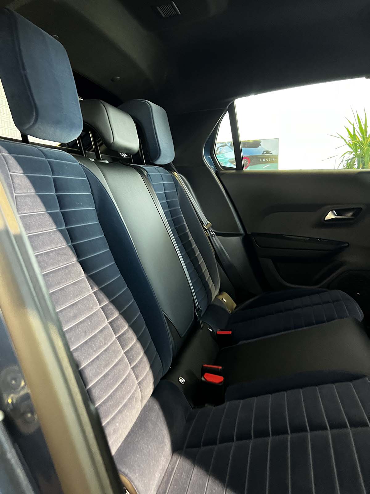 Nuova Lancia Ypsilon sedili posteriori