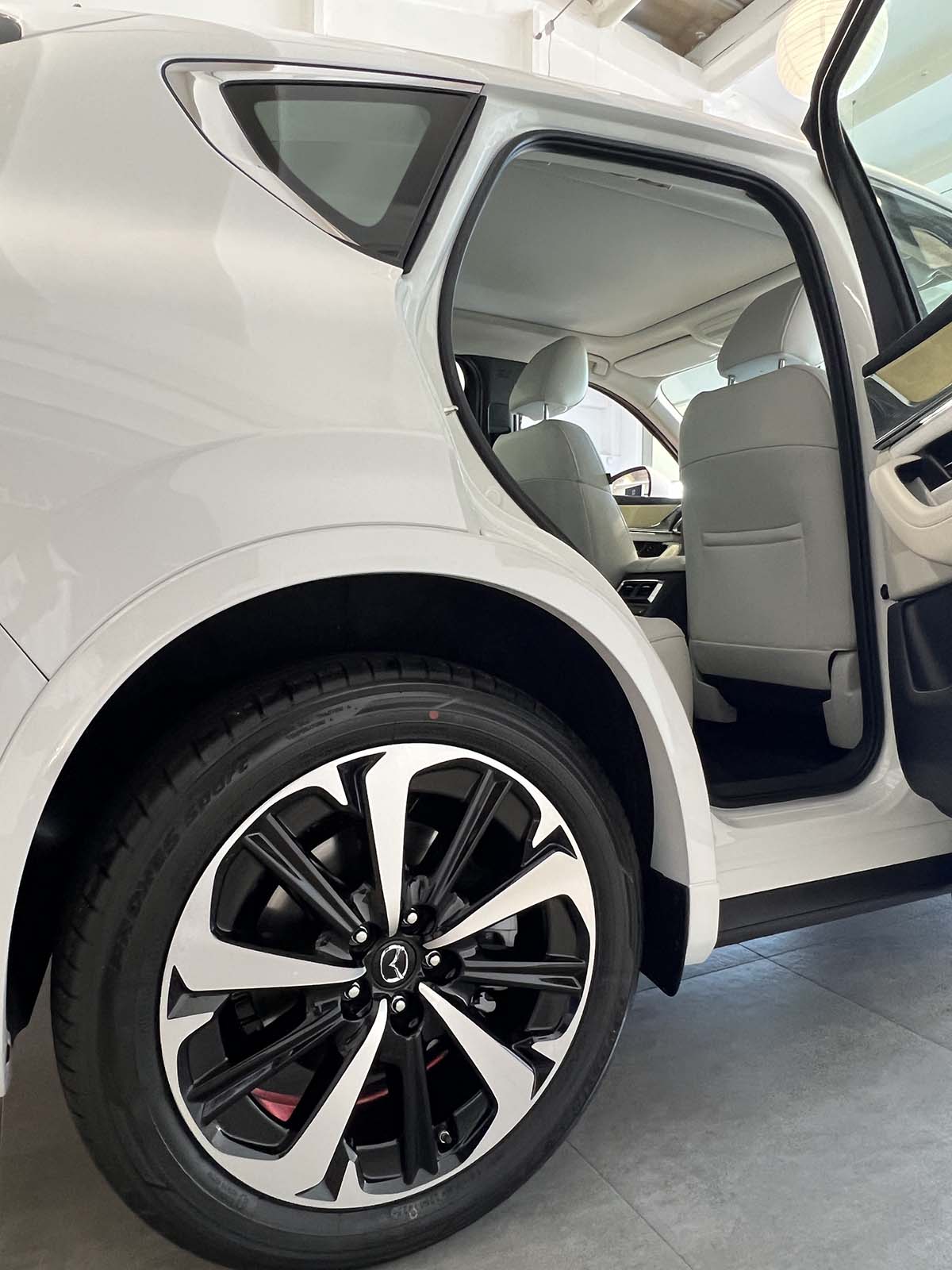 Mazda CX white