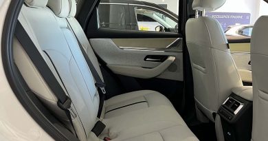 Mazda CX white
