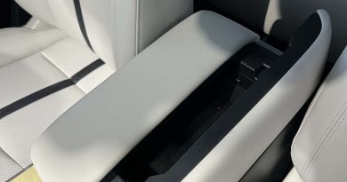 Mazda CX white