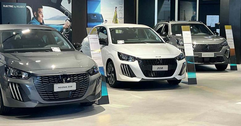 Peugeot 3008 - Peugeot Care si estende: fino a 8 anni di garanzia per tutte le motorizzazioni, solo a settembre