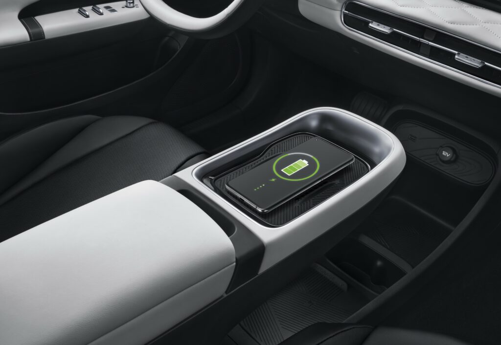 dongfeng box carica cellulare x