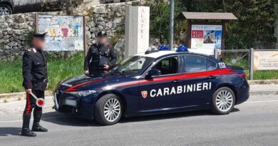 Alatri: arrestate due donne per furto aggravato di cosmetici al centro commerciale