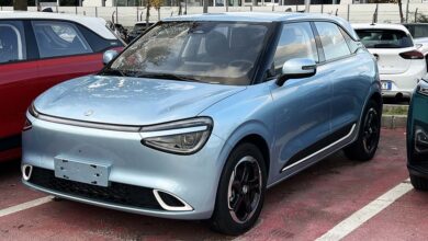 Dongfeng Box, vista anteriore e lato conducente.