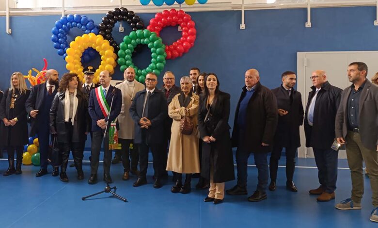 Cerimonia di inaugurazione della nuova palestra Maiuri a Frosinone.