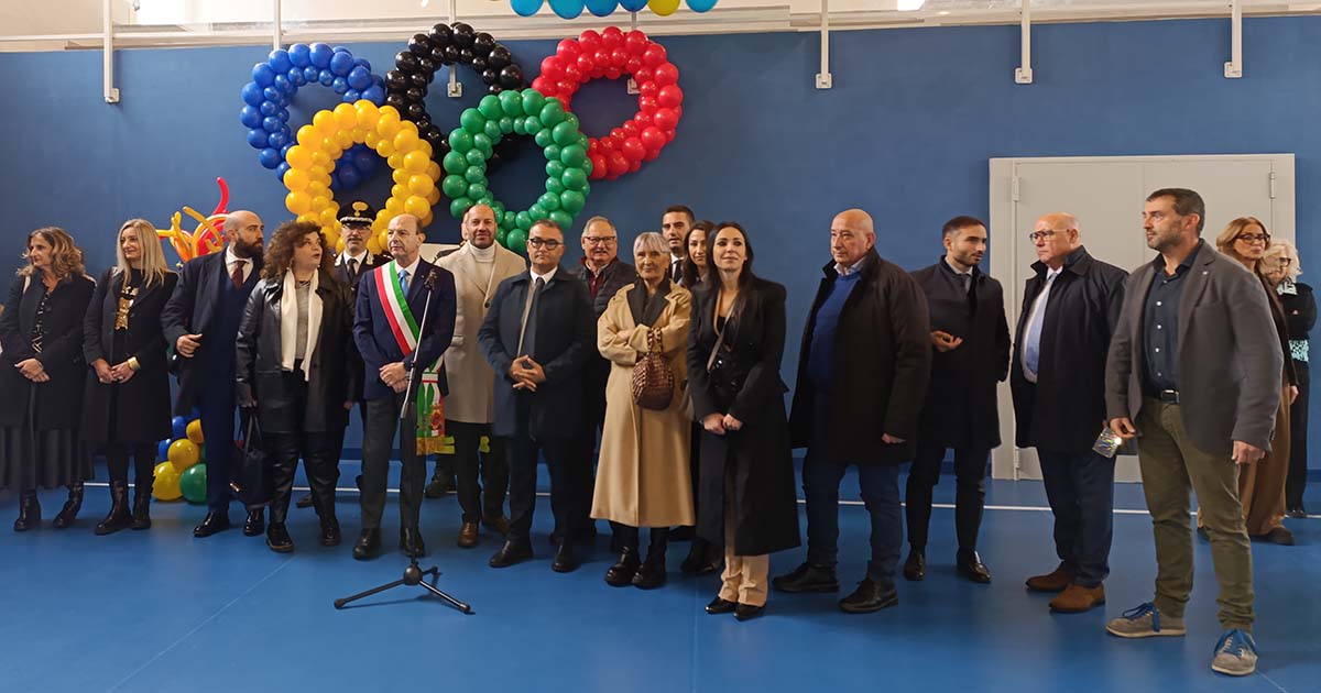 Cerimonia di inaugurazione della nuova palestra Maiuri a Frosinone.