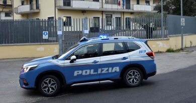 Cassino, tre arresti per droga nel parcheggio multipiano: sequestrati oltre 250 grammi di hashish