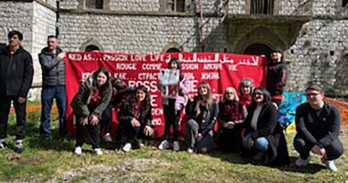 Ceccano, il Comune aderisce a One Billion Rising: studenti in piazza con il flash mob Break the Chain