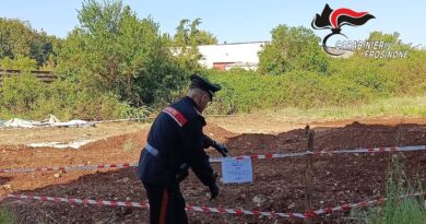 Castrocielo, rifiuti interrati in un'area industriale dismessa: sequestro e tre denunce