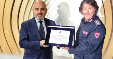 Frosinone, in pensione il commissario Gianluca Di Trocchio dopo 38 anni di servizio nella Polizia di Stato