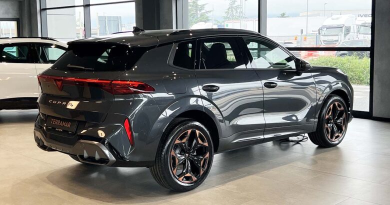 Cupra Terramar - Cupra Terramar Tribe Edition, 204 CV plug-in con la formula da 295 euro al mese