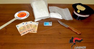 Aquino, oltre un chilo di cocaina in un B&B: arrestato un 35enne