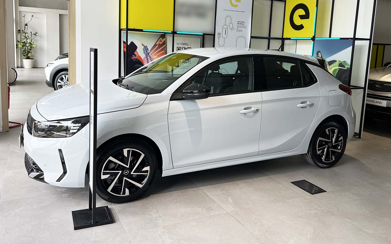 OPEL CORSA BENZINA