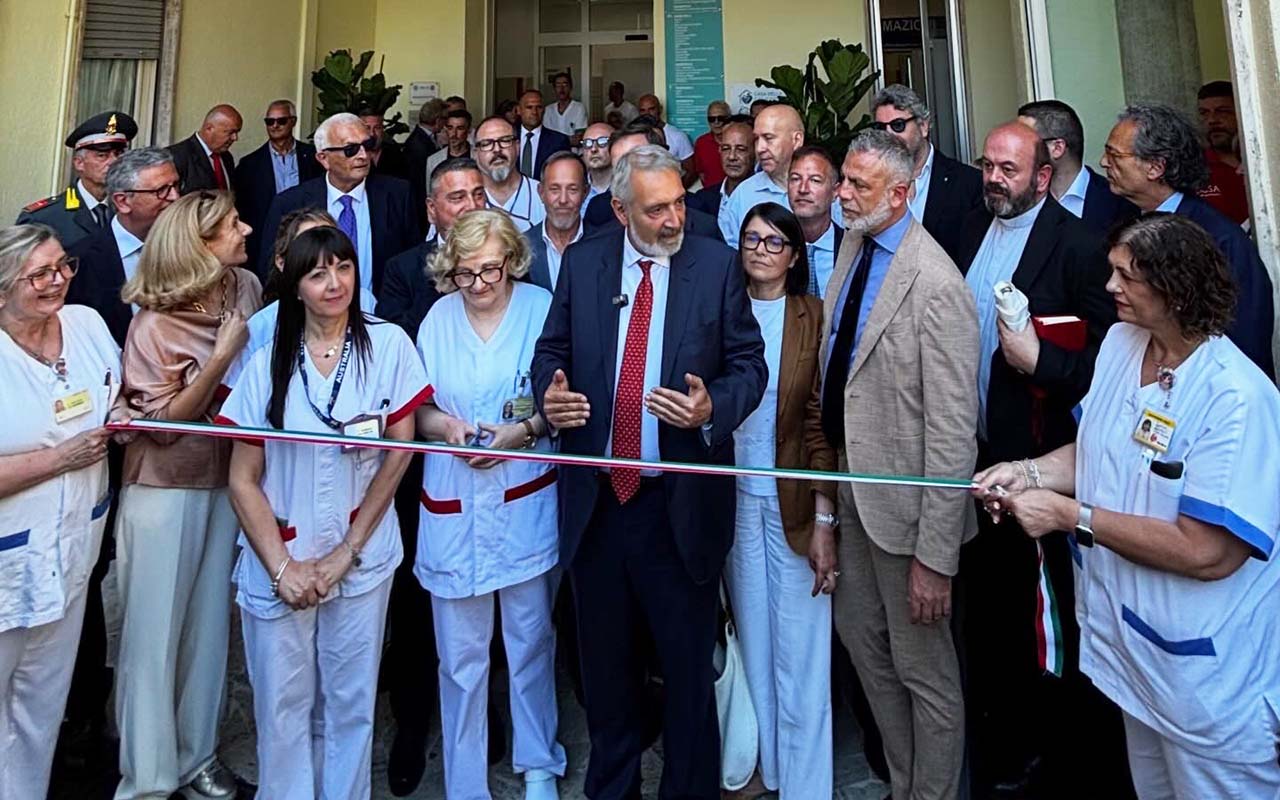 Taglio del nastro CdC e Odc Anagni copia