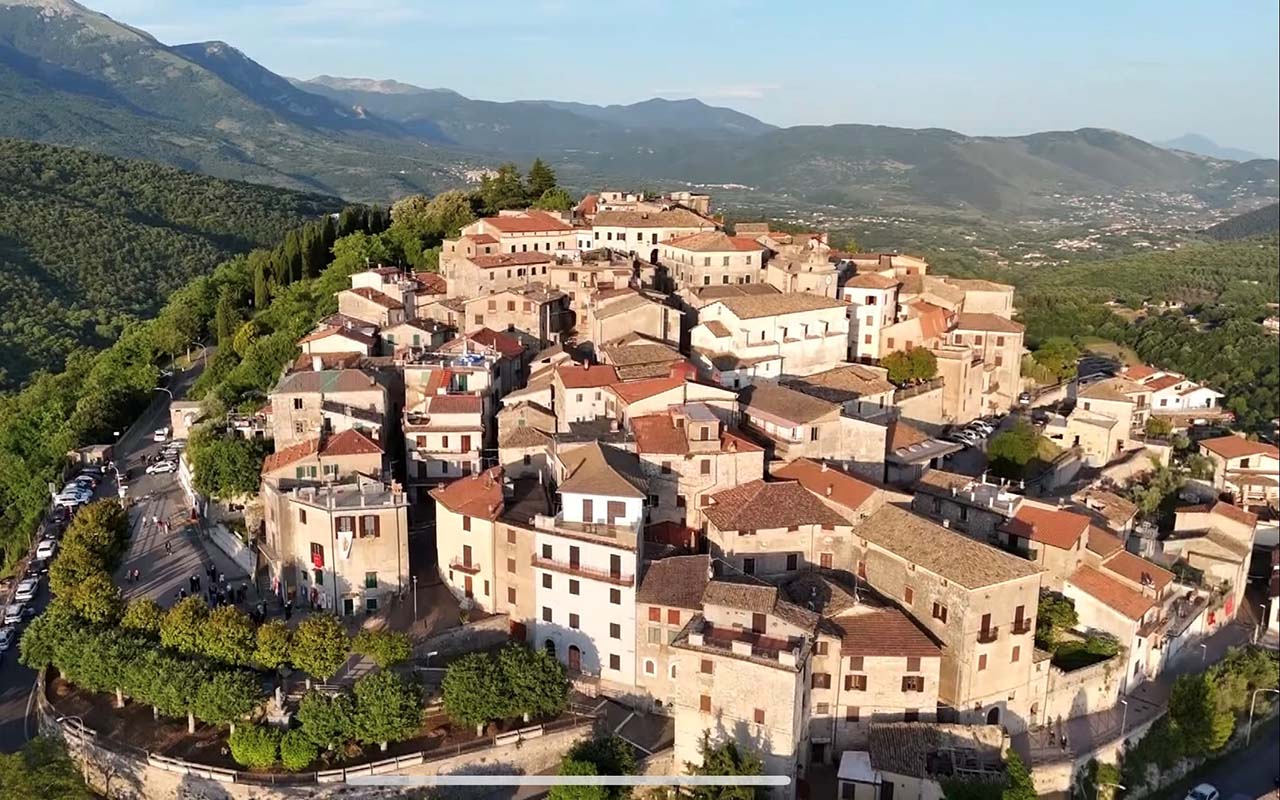 Trivigliano copia