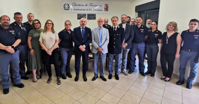 Cassino, il procuratore capo Carlo Fucci in visita al Commissariato di Polizia