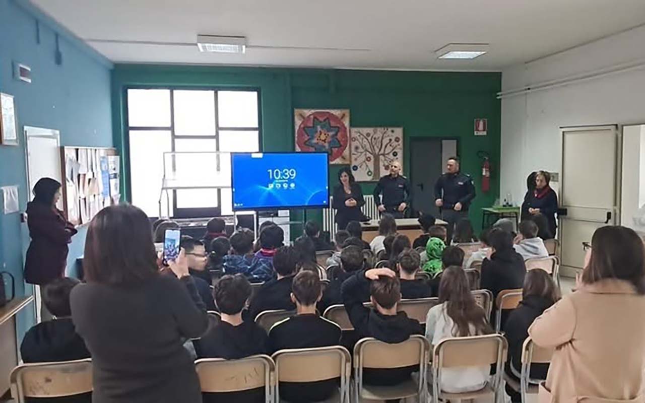 Frosinone scuola sicura