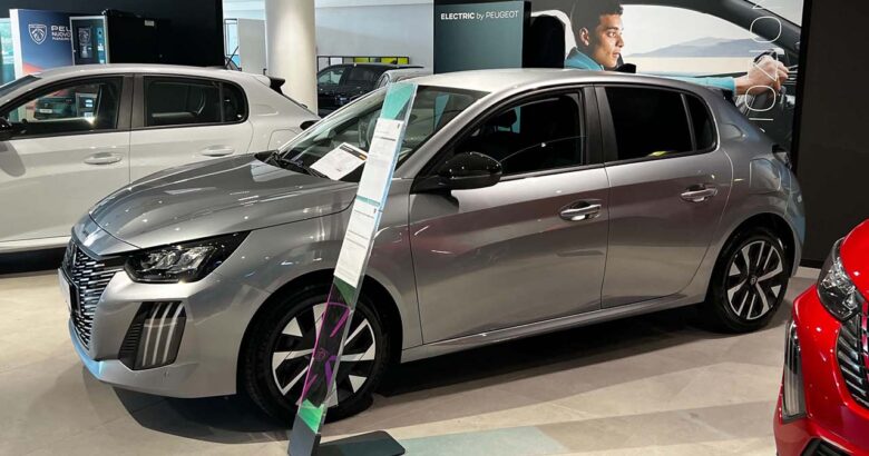 Peugeot 208 - Peugeot 208: la compatta del Leone è nella top ten italiana. Tua da 99 euro al mese fino al 30/09/26