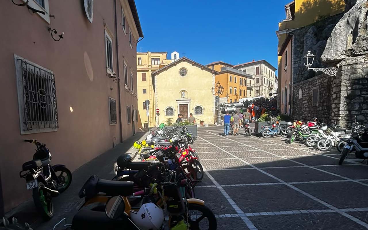 Raduno Piaggio Sì () copia