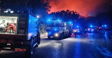 Ferentino, vasto incendio sul Monte Barano: canadair ed elicotteri contro le fiamme