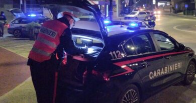 Cassino, controlli dei Carabinieri nella movida: 10 denunciati, 9 segnalati per droga e multe per 7mila euro