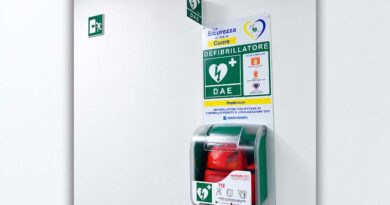 Frosinone: Poste Italiane installa due defibrillatori nel Centro di Distribuzione di via Don Minzoni